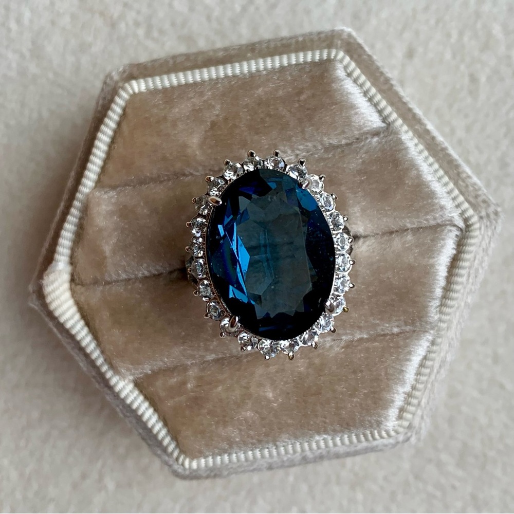 4.00 CT Genuine Sapphire Diamond Halo Crown Ring - Picture 3 of 14